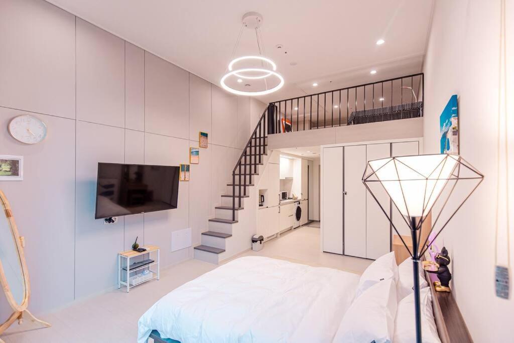 The Castle Ocean Marina Double Suite Yeosu Bagian luar foto